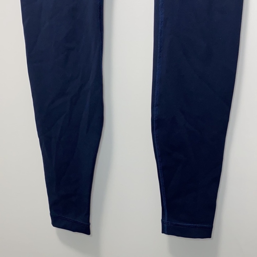 lululemon - Picture 2 of 7